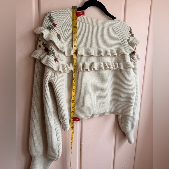 MARBLE Cream Floral Ruffle Sweater SzM - Picture 4 of 4